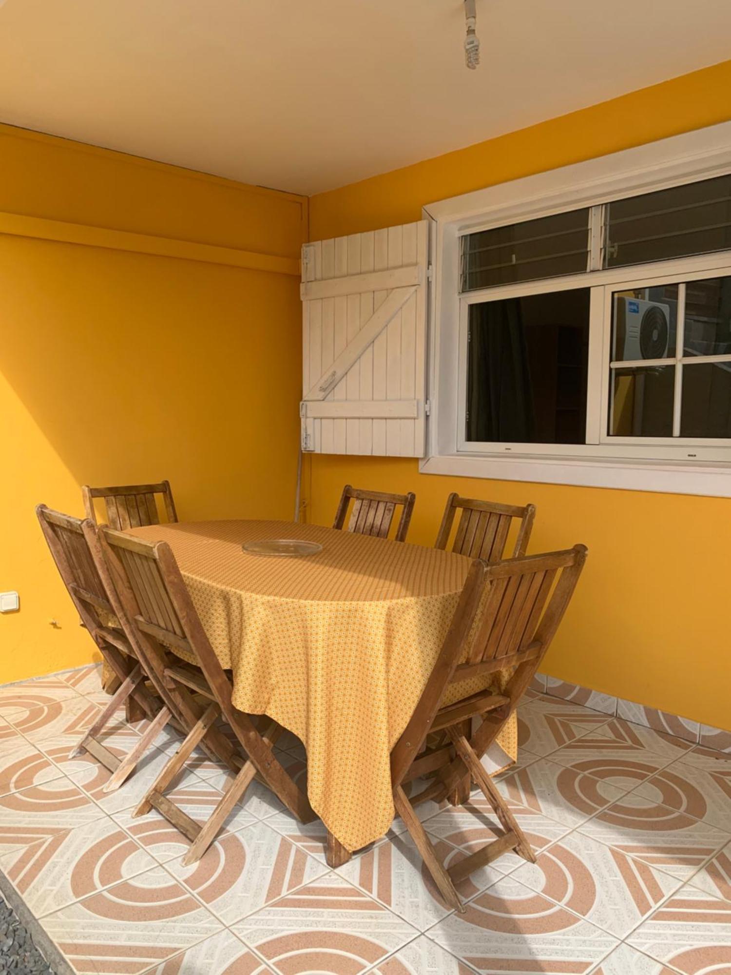 Bas De Villa De 3 Chambres Et Spa Vieux-Habitants Dış mekan fotoğraf