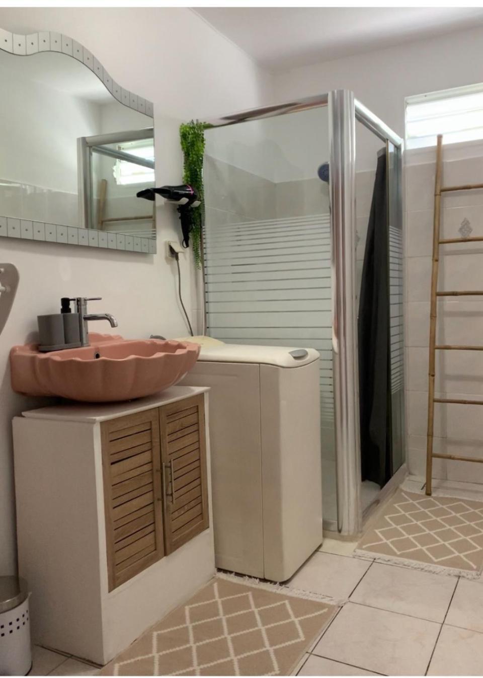 Bas De Villa De 3 Chambres Et Spa Vieux-Habitants Dış mekan fotoğraf