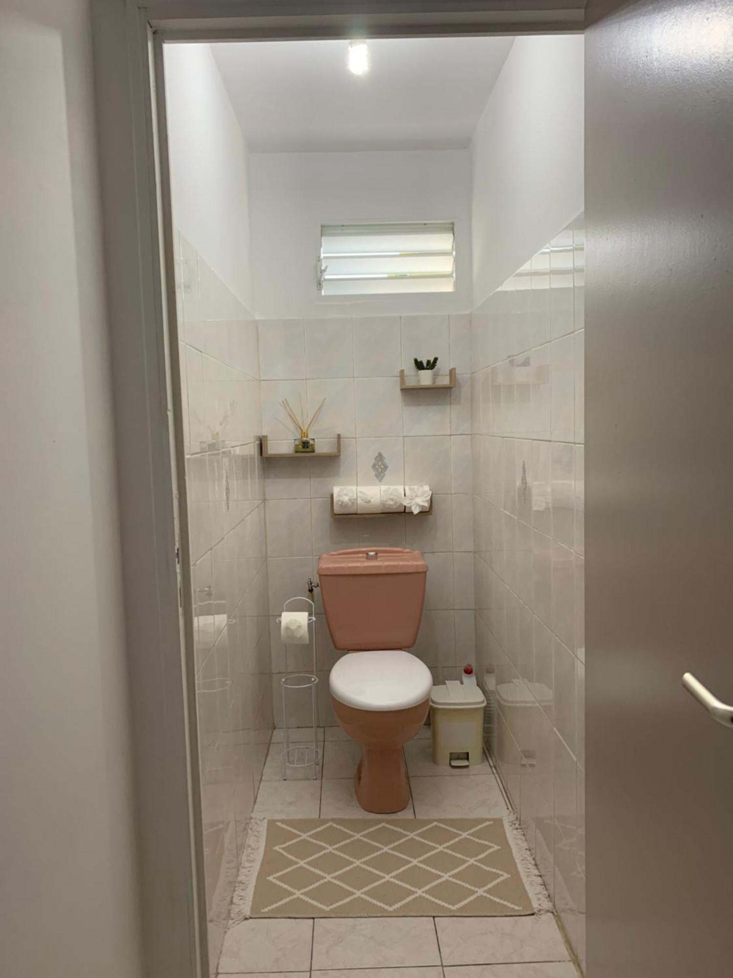 Bas De Villa De 3 Chambres Et Spa Vieux-Habitants Dış mekan fotoğraf